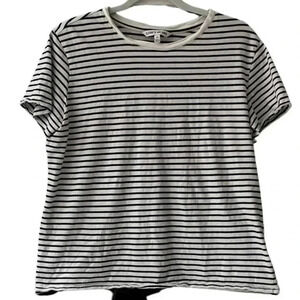 Elizabeth and James Striped Tshirt size M